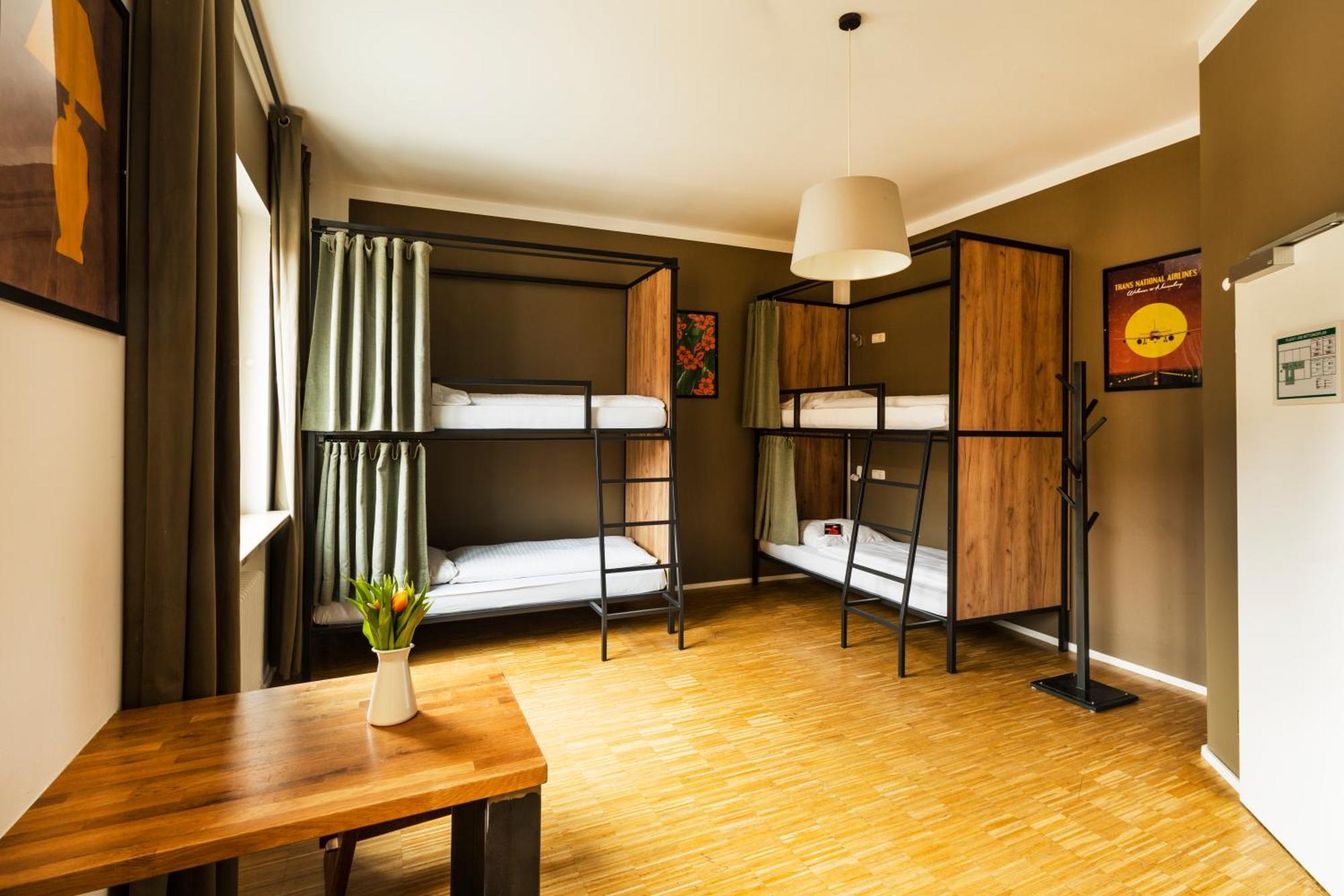 Five Reasons & Hostel Nuremberg